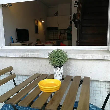 Central Sunny Duplex View * Lisboa